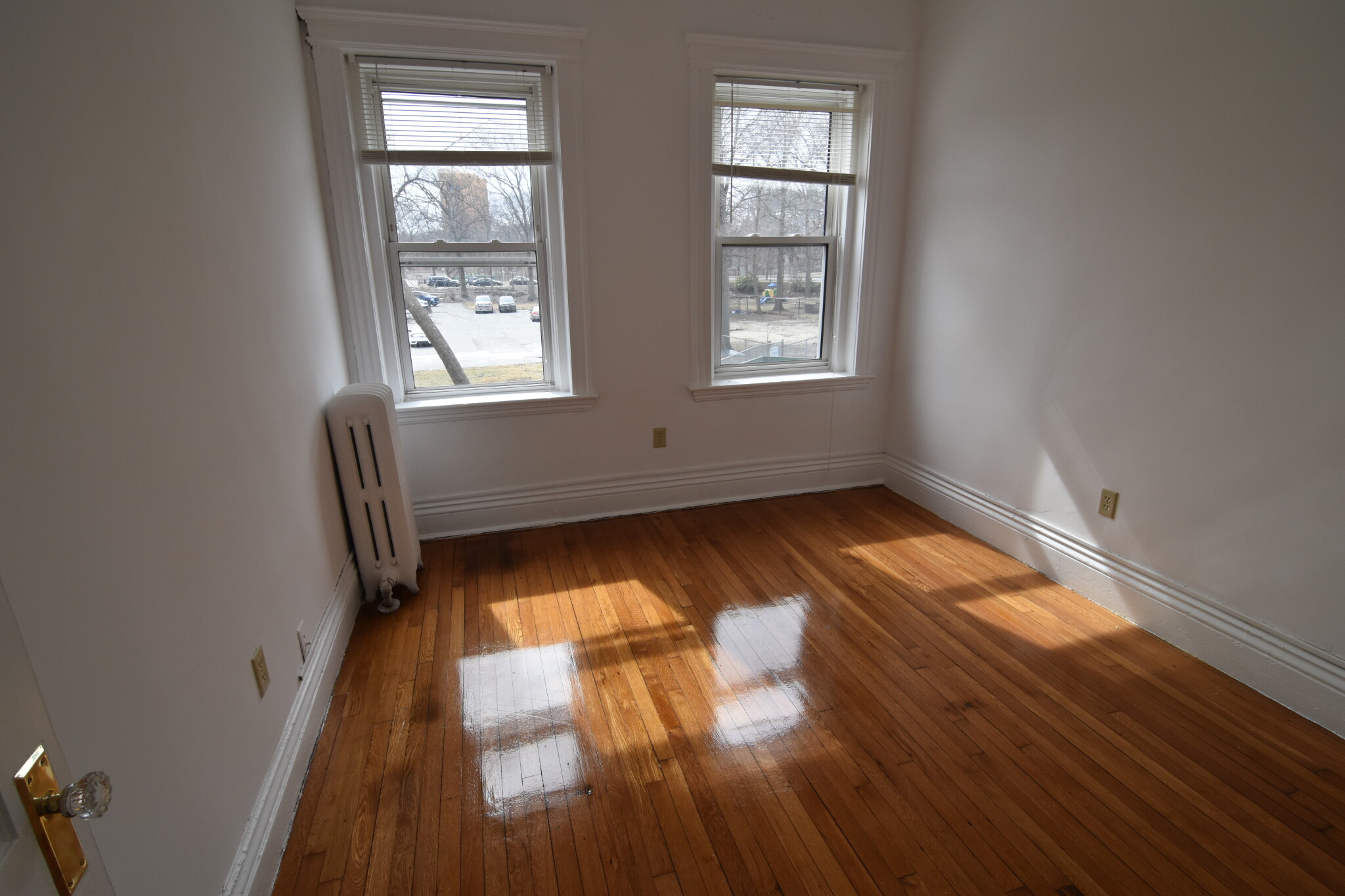 100 Queensberry St, Fenway