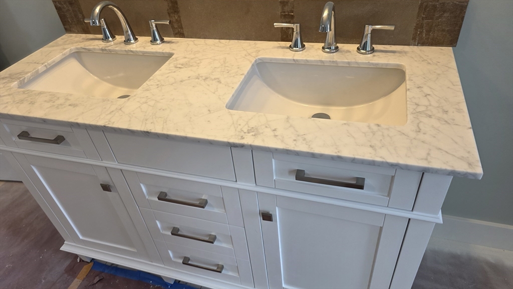 20 Reeves St, Quinsigamond Valley