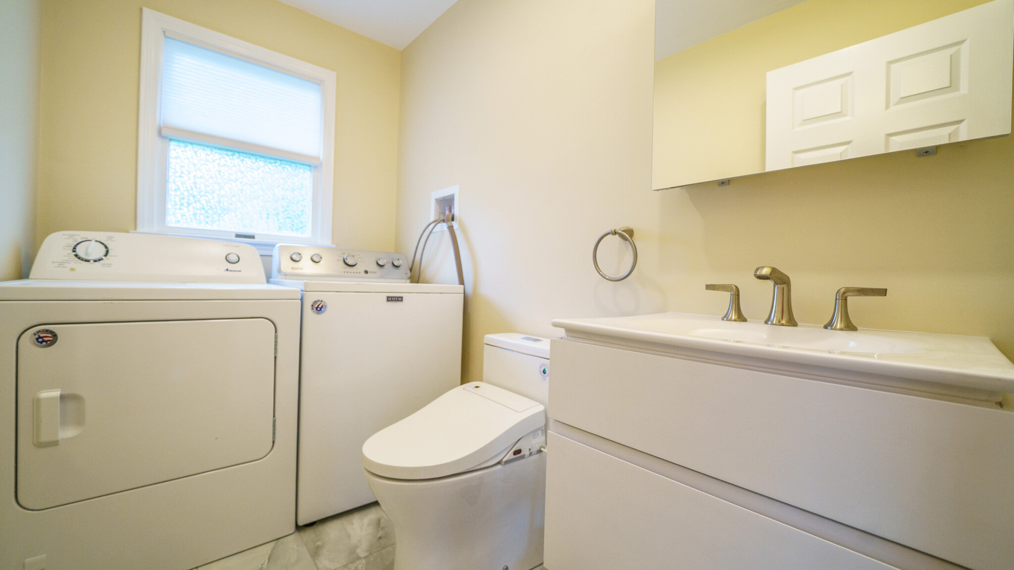 300 Adams St, Nonantum