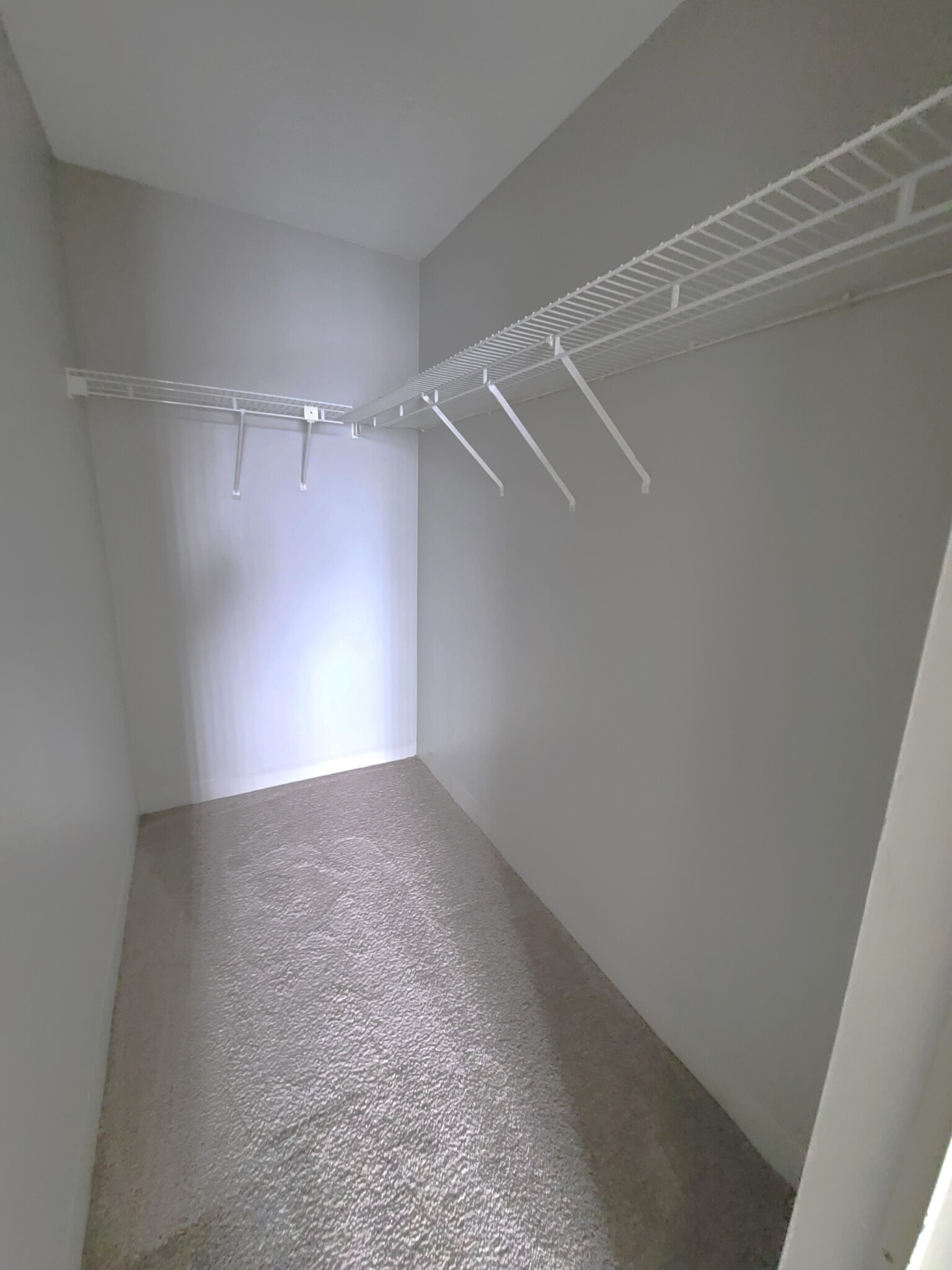 25 South Point Dr, Dorchester