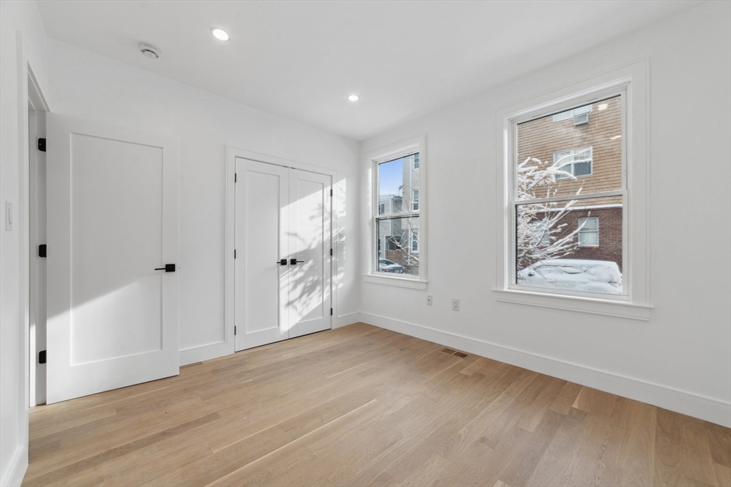 34 Morris St, East Boston