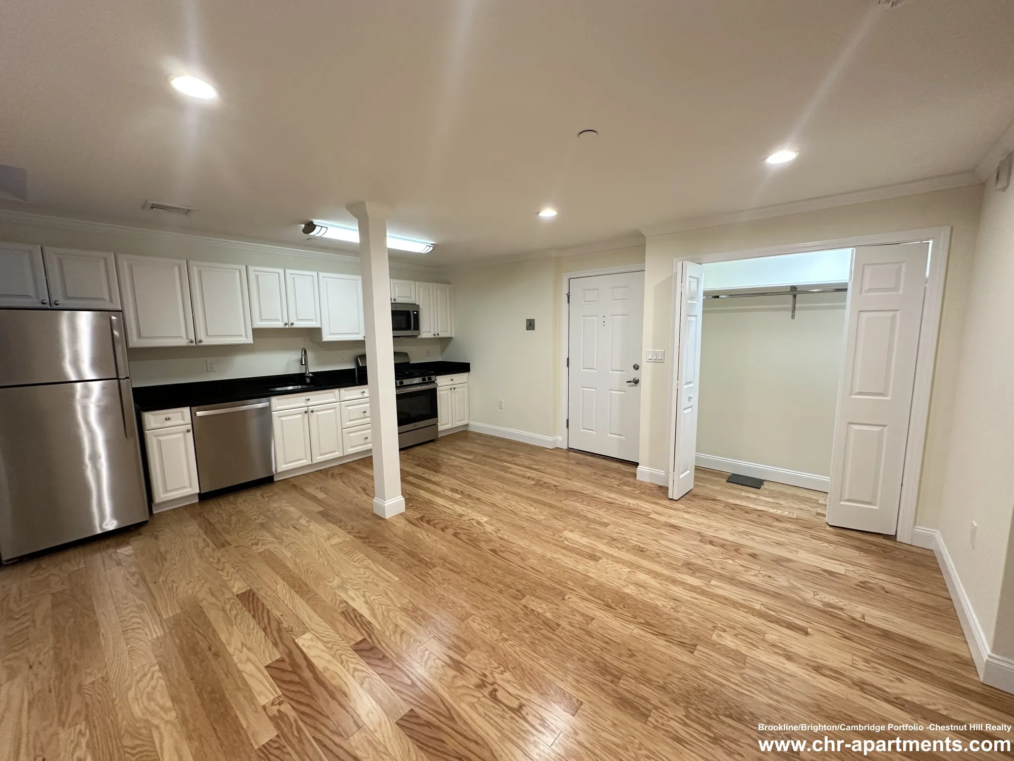 18 Chauncy St, Neighborhood Nine