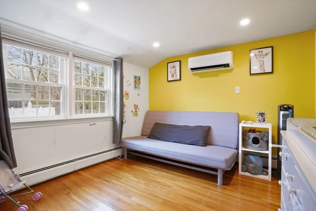 62 Sycamore Rd, Melrose