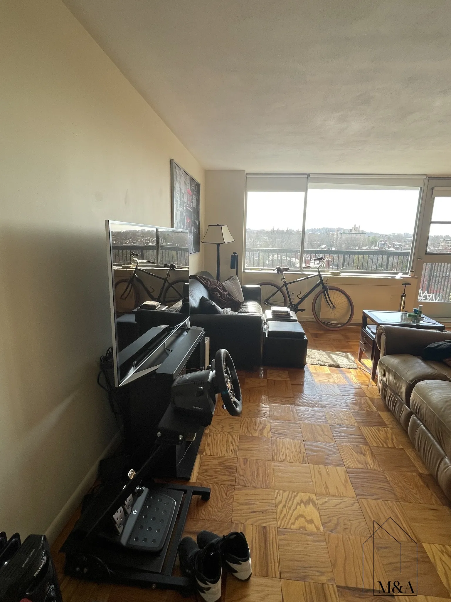 101 Monmouth St, Longwood