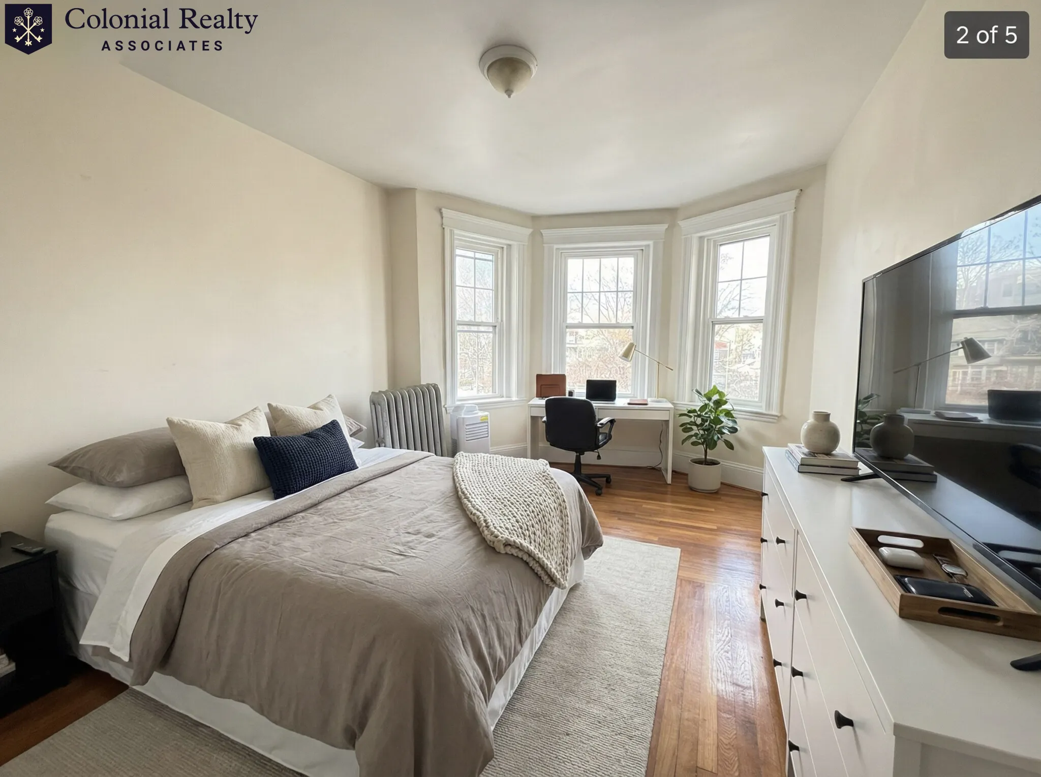 1868 Commonwealth Ave, Brighton