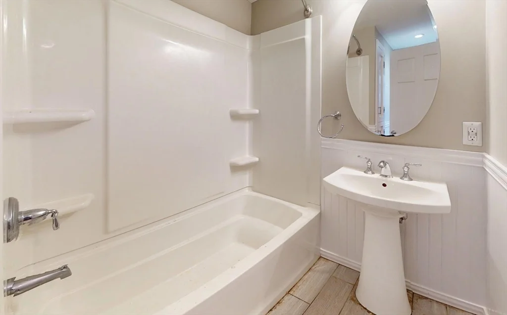 55 Brentwood, Forestdale