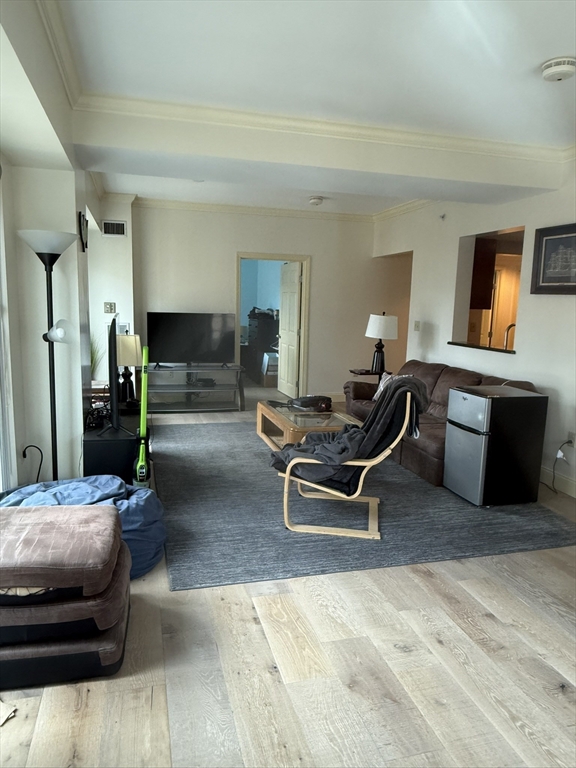 1 Nassau St, Chinatown