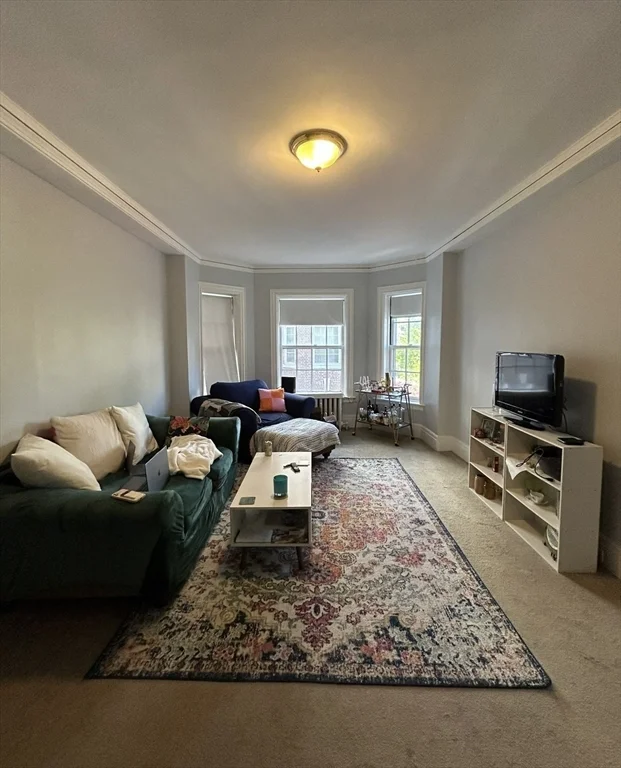 1572 Massachusetts Ave, Harvard Square