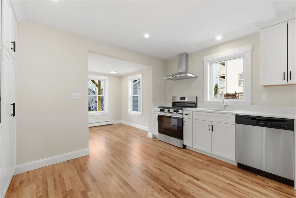 20 Beacon St, Gloucester
