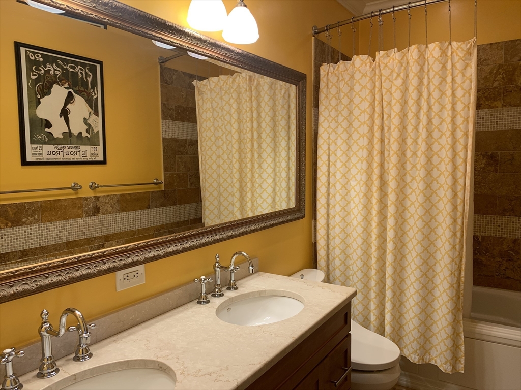 15 Worcester Sq, South End