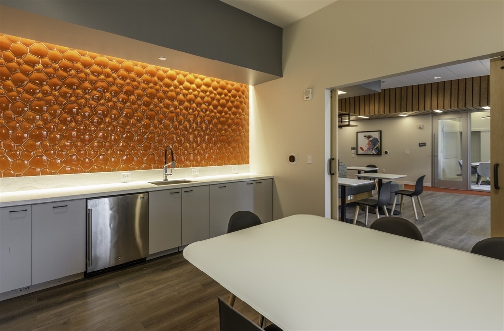 280 Western Ave, Allston