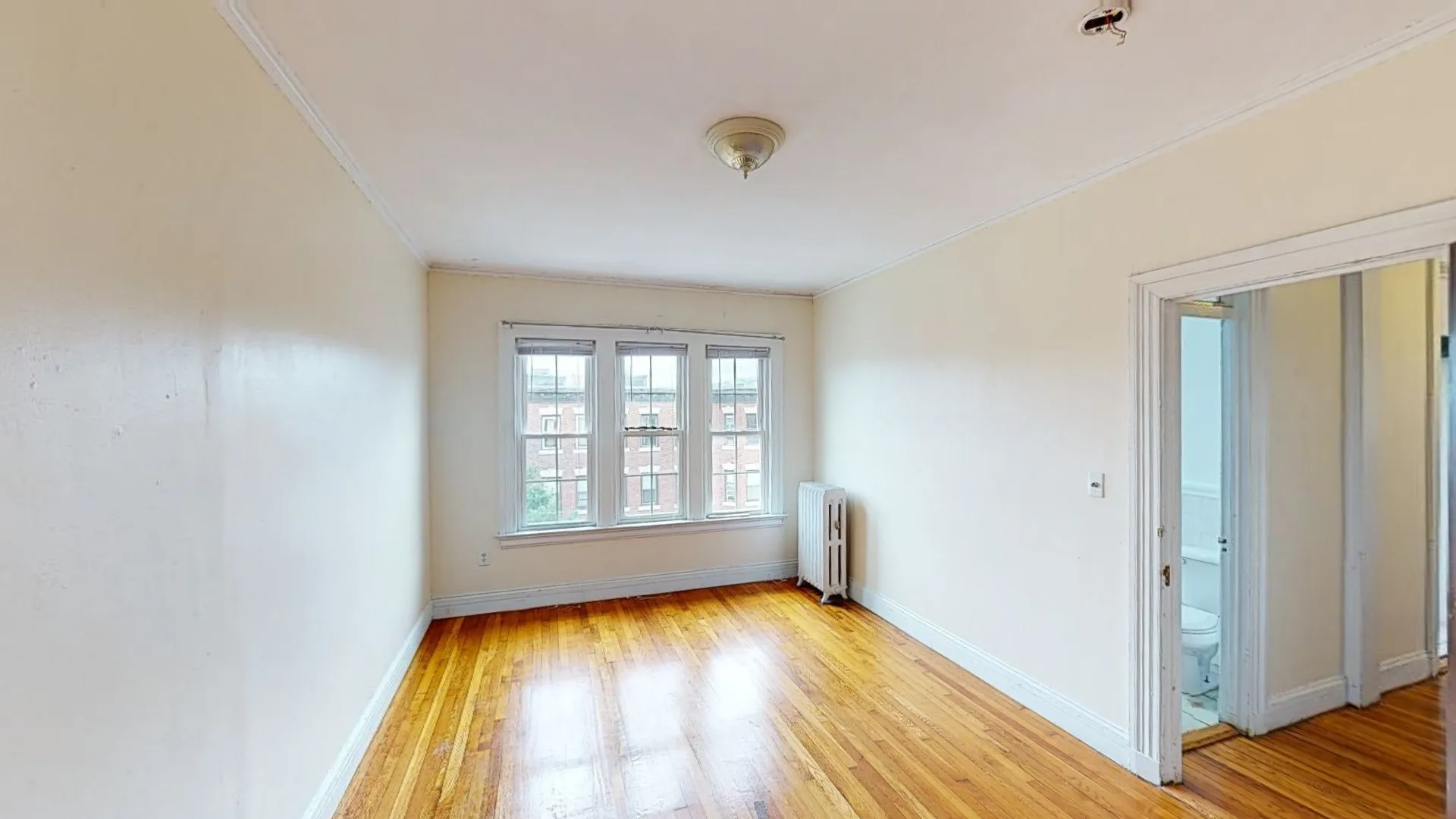 15 Glenville Ave, Allston
