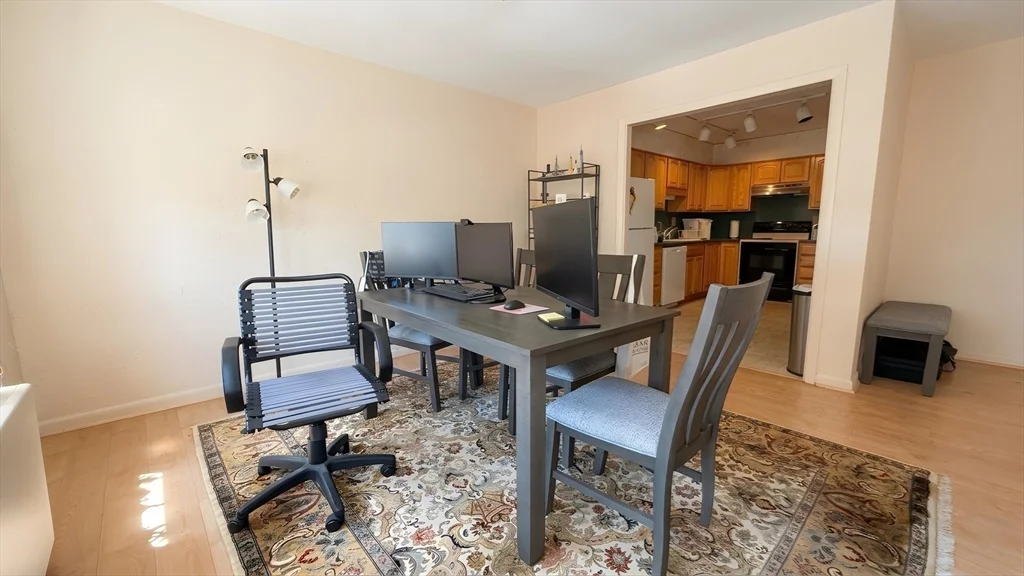 20 Hammond Pond Pkwy, Chestnut Hill