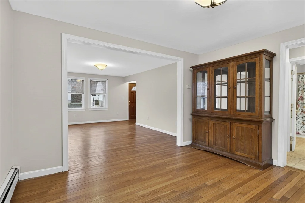 5-7 Linwood Ave, Wyoming