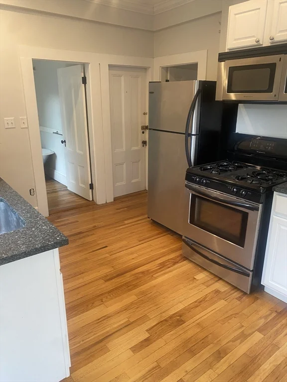 31 Prospect St, Marblehead