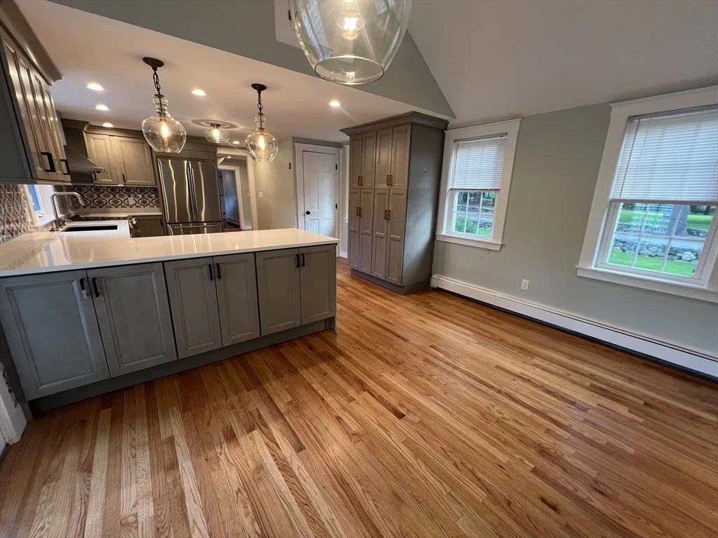 243 Dudley Rd, Bedford