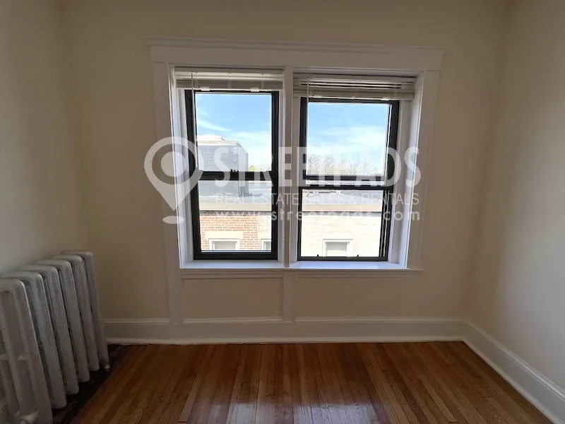 1315 Commonwealth Ave, Allston