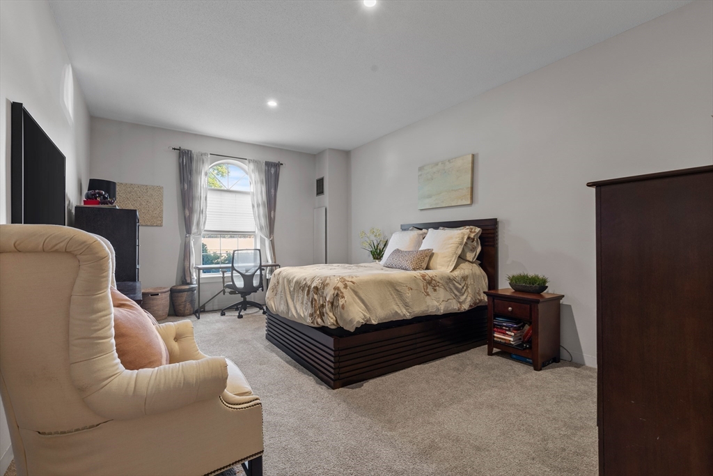 50 Boatswains Way, Chelsea