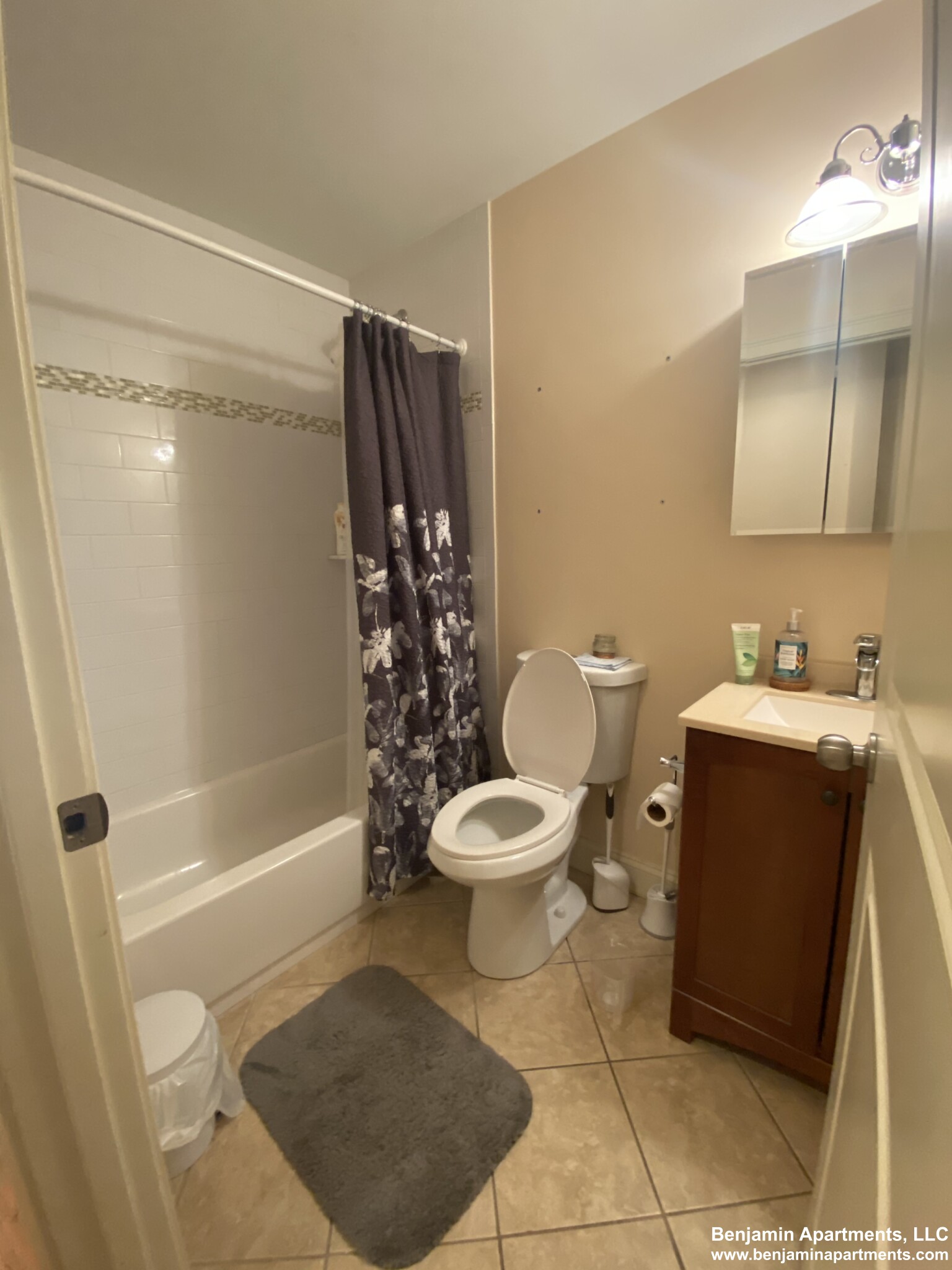 11 Sparhawk St, Oak Square