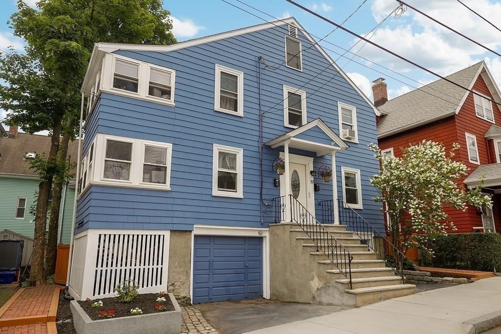 19 Fairview Ave, Malden