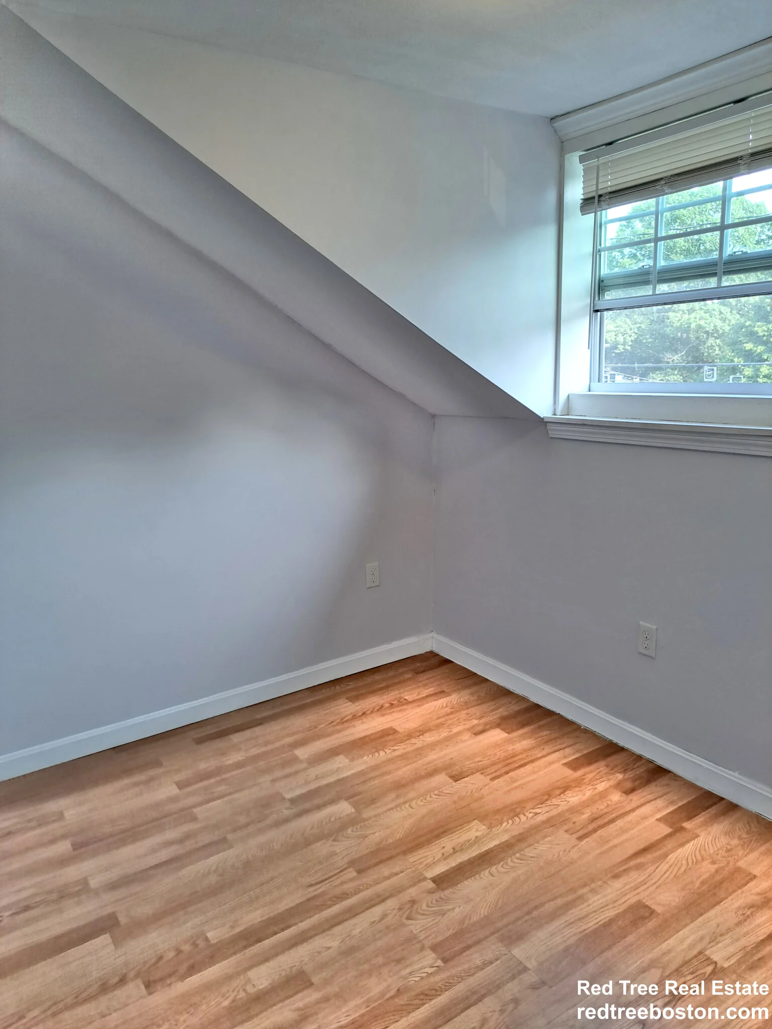 158 Baker St, West Roxbury