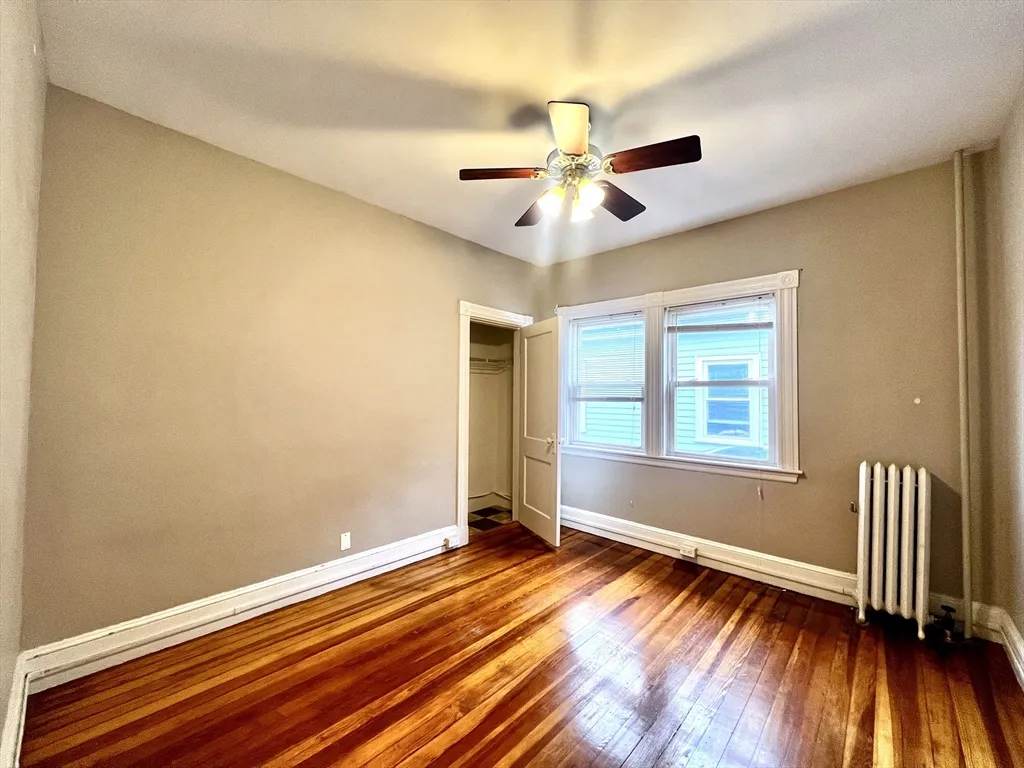 20 Winslow Rd, North Brookline