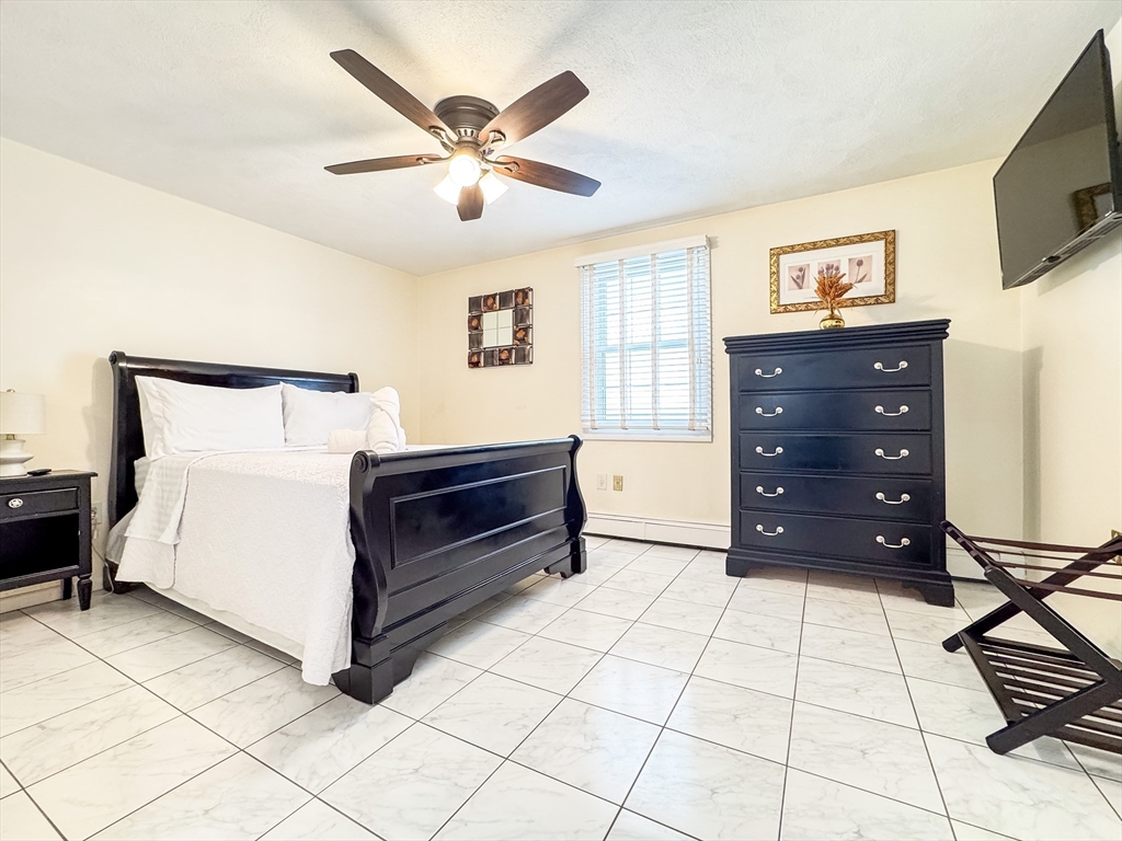 34 Rumney Rd, Revere