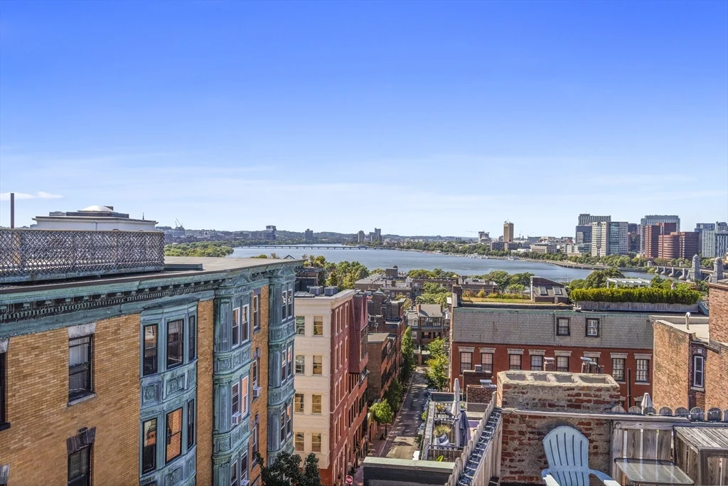 48 Revere St, Beacon Hill