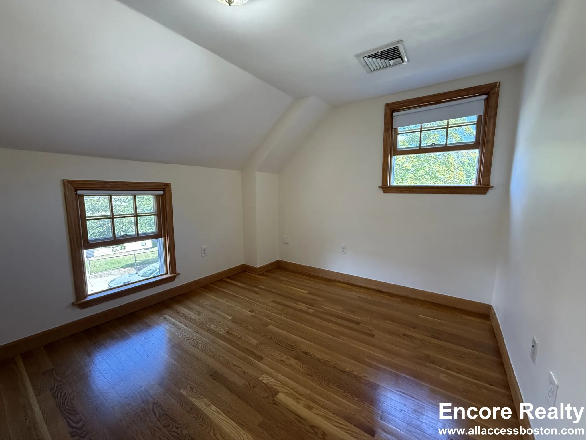 24 Gardner St, Newton Corner