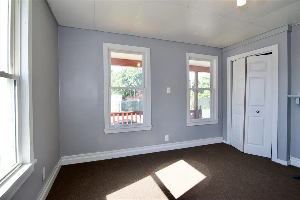 425 Taylor St, Springfield