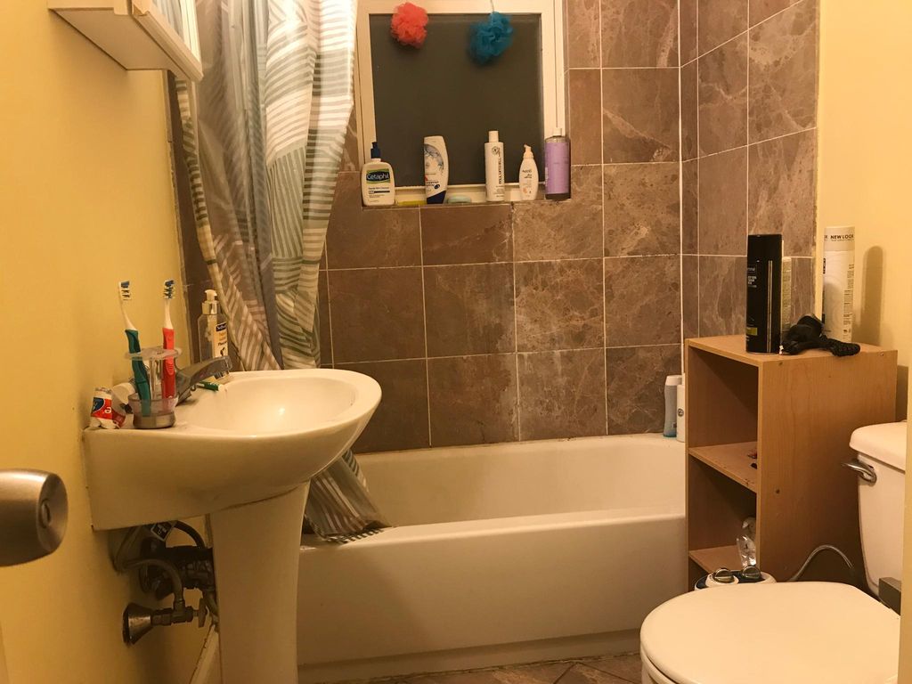 731 Parker St, Mission Hill