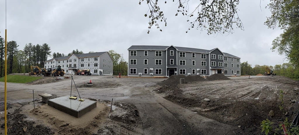 251 Sladen St, Dracut