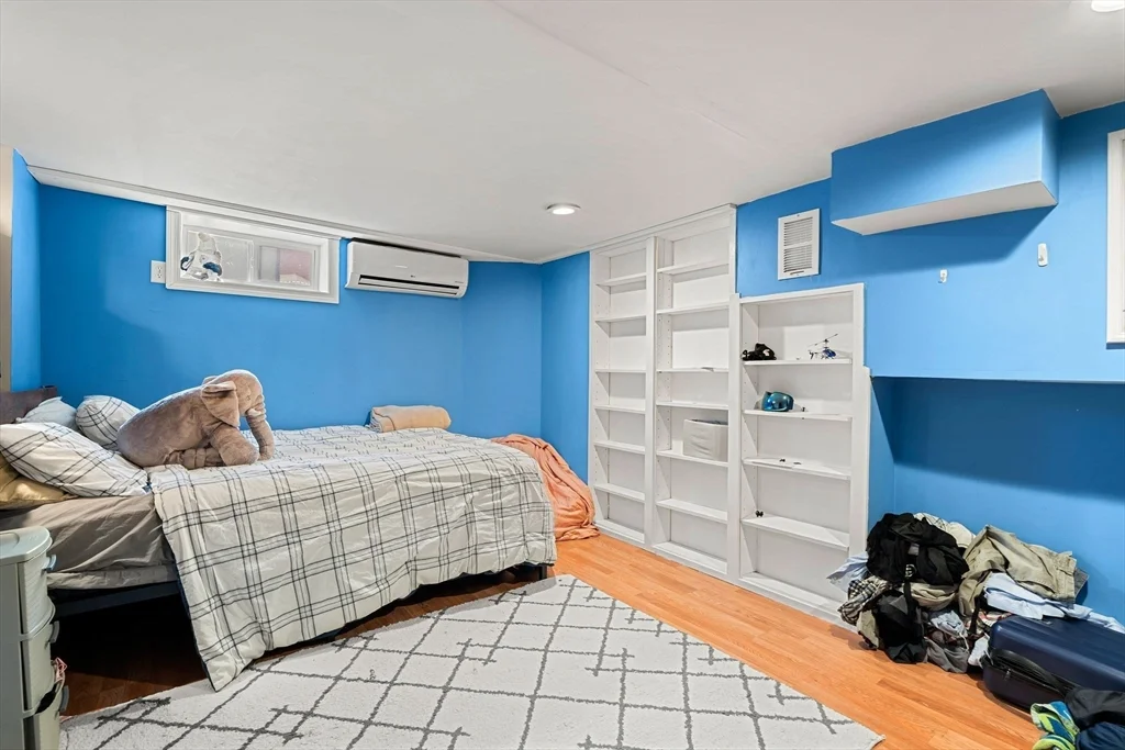 12 Pomeroy St, Allston