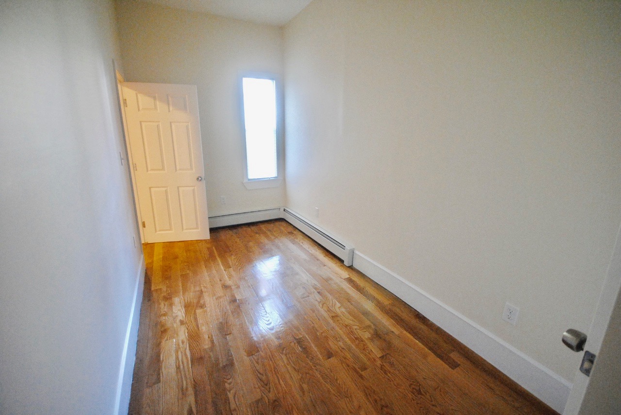 154 Bennington St, East Boston