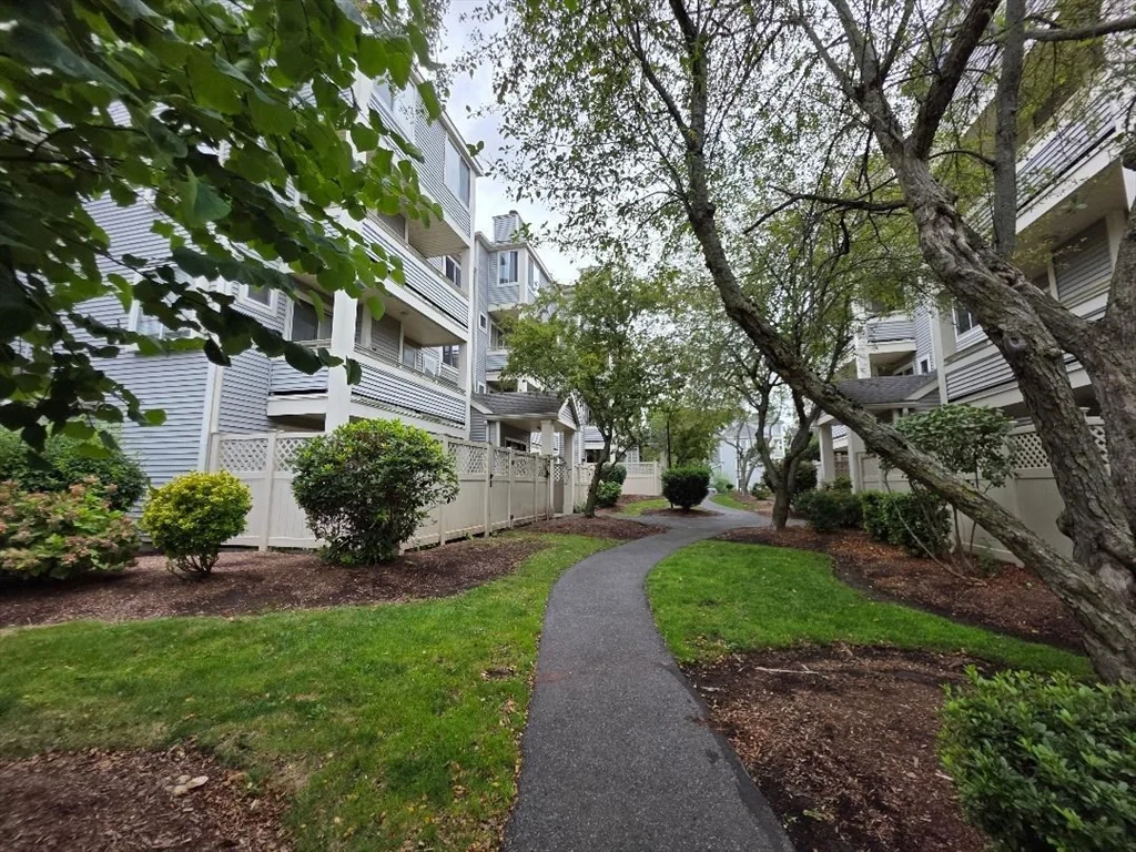 200 Falls Blvd, Quincy