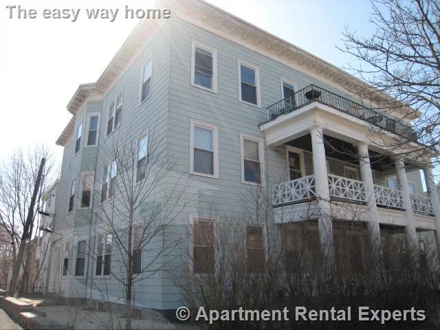 428 Broadway, Winter Hill