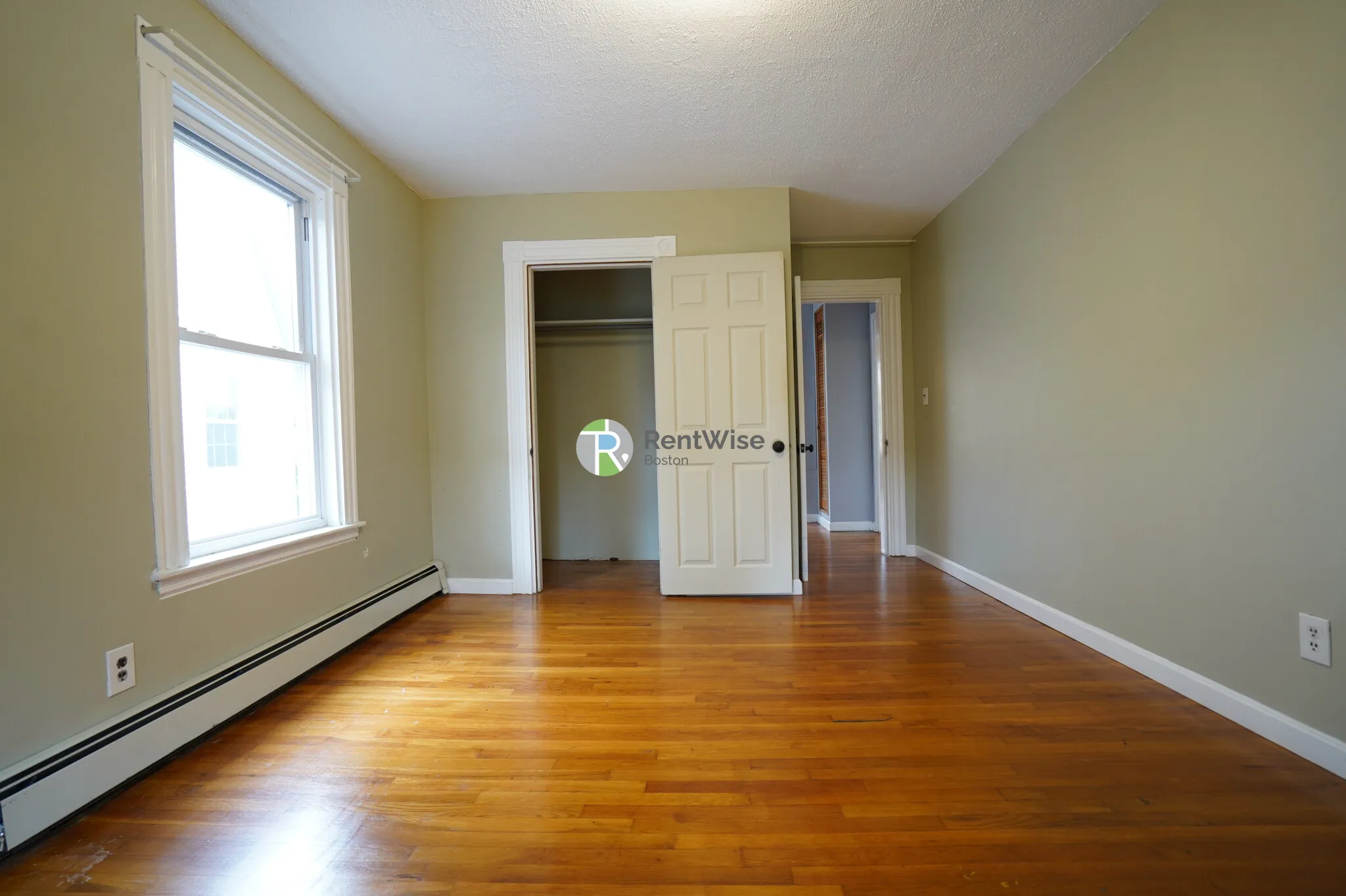 7 High Street Pl, Jamaica Plain