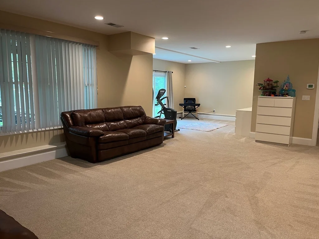 54 Ashcroft Rd, Sharon