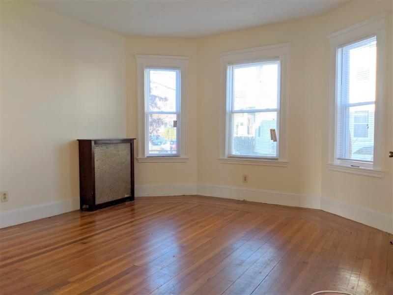 246 Harvard St, South Medford