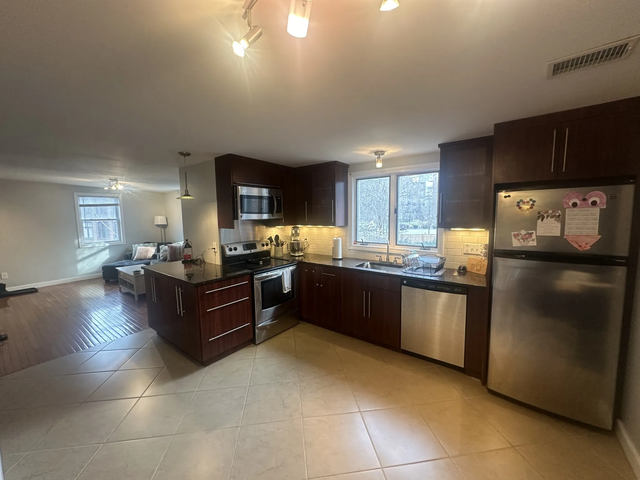 202 Third St, East Cambridge