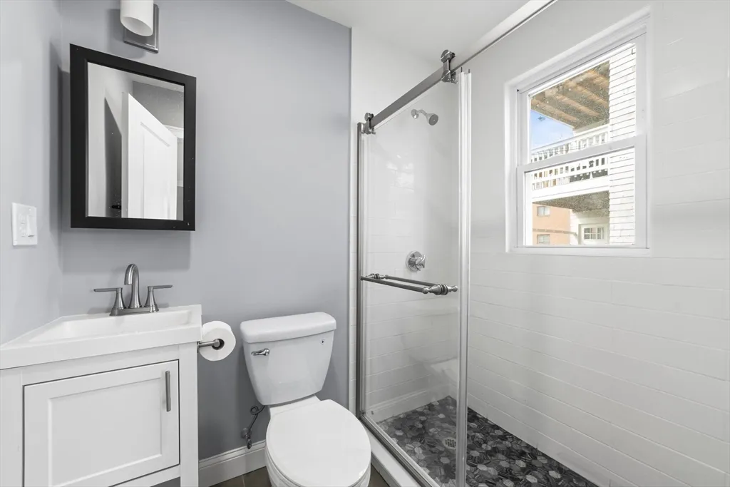 516 Washington, Brighton