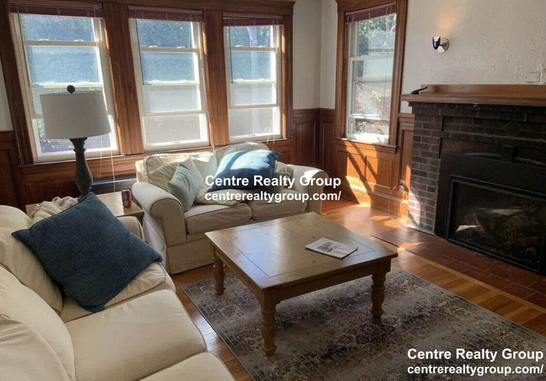 33 Greycliff Rd, Brighton