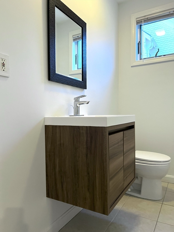 90 Monument, Medford