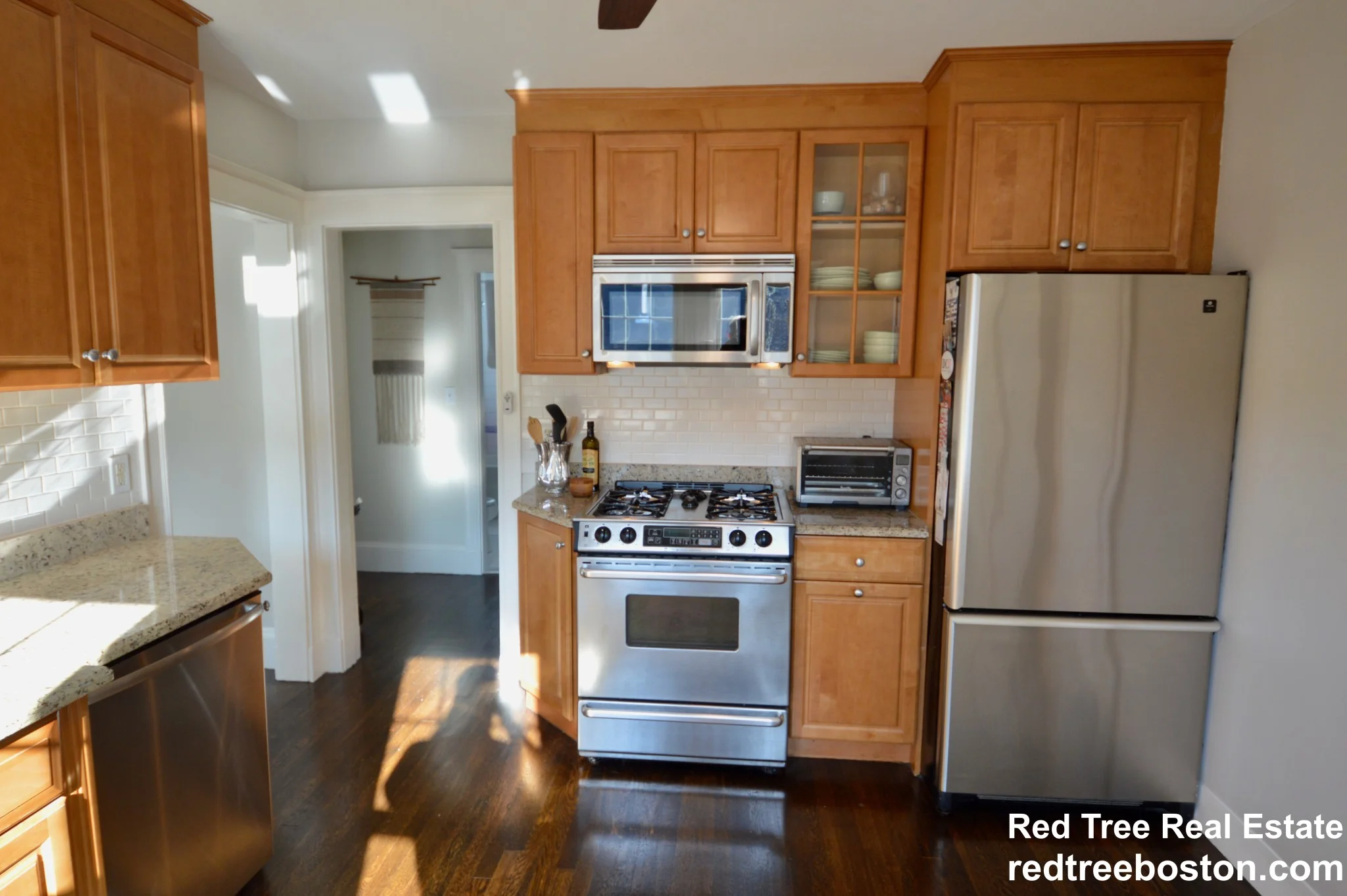 99 Farquhar St, Roslindale