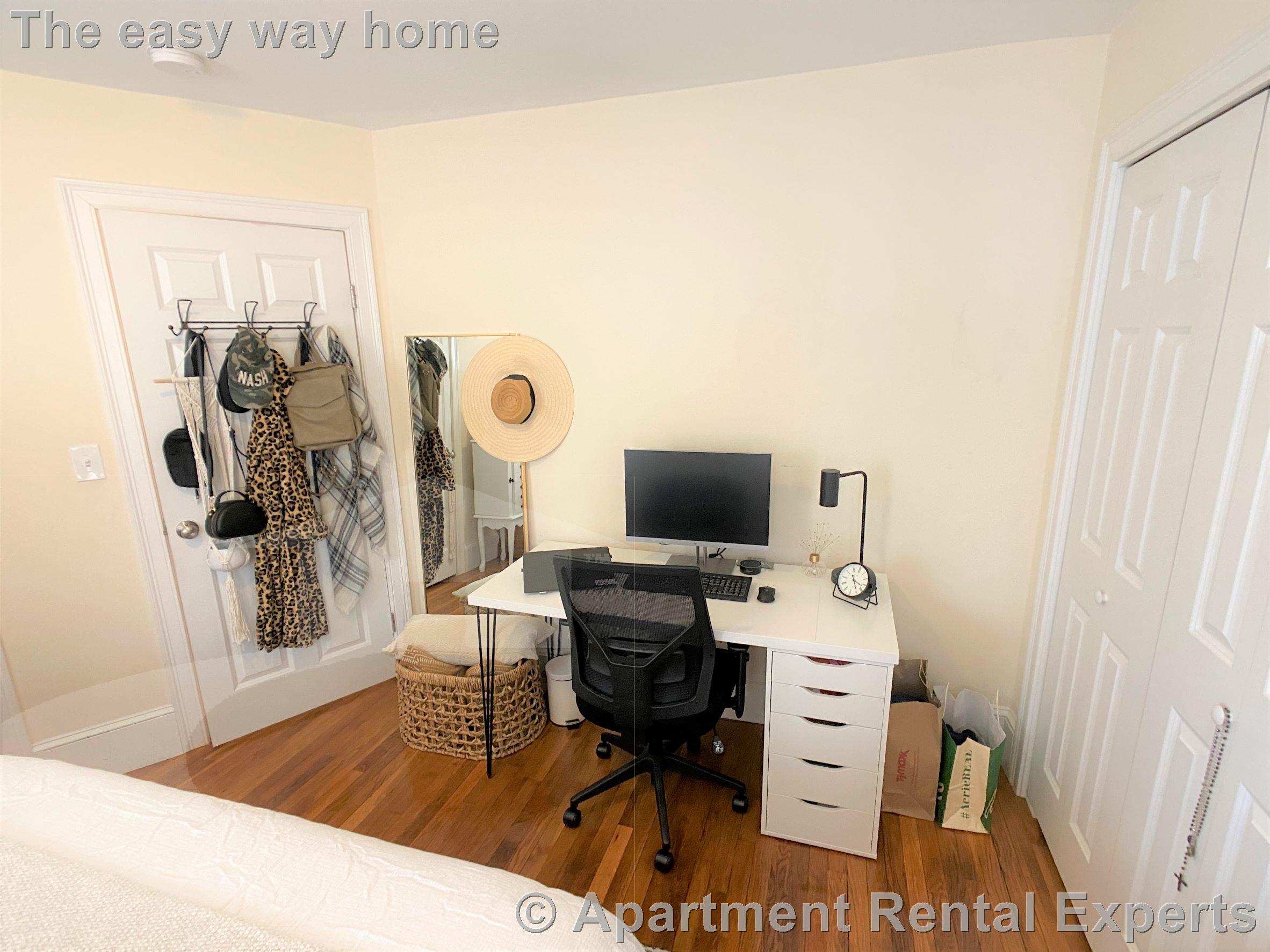 78 Ten Hills Rd, Ten Hills