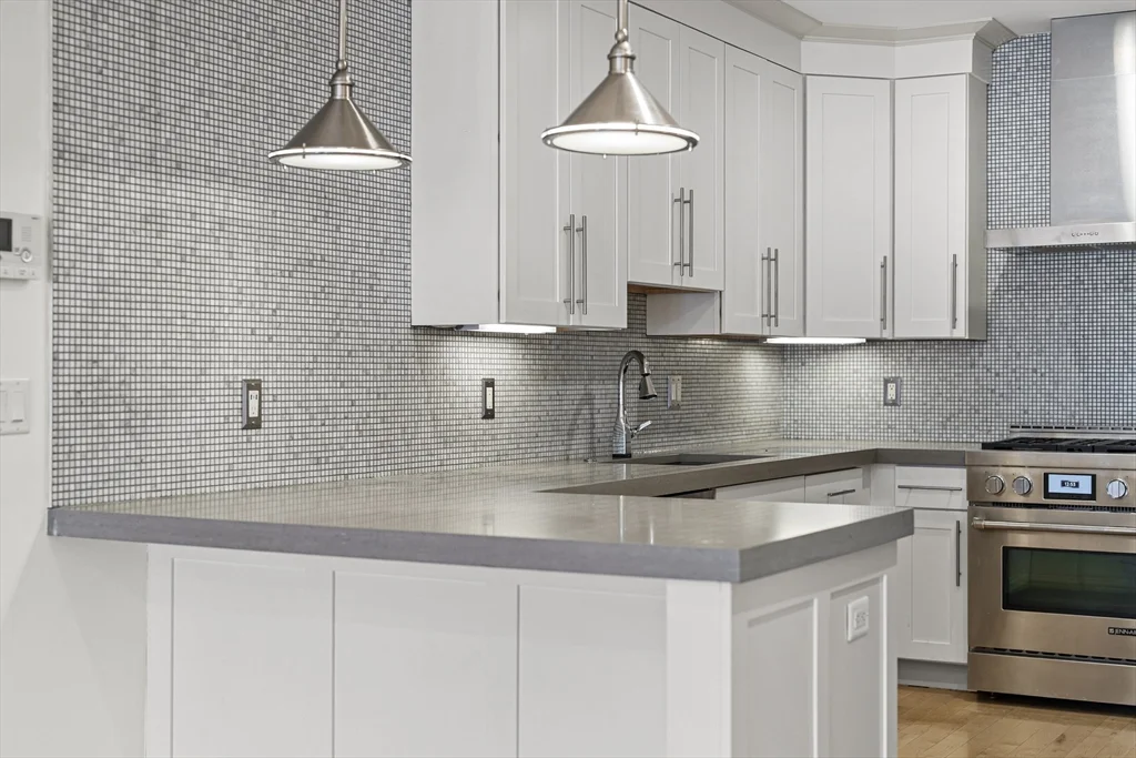 542 Dorchester Ave, South Boston