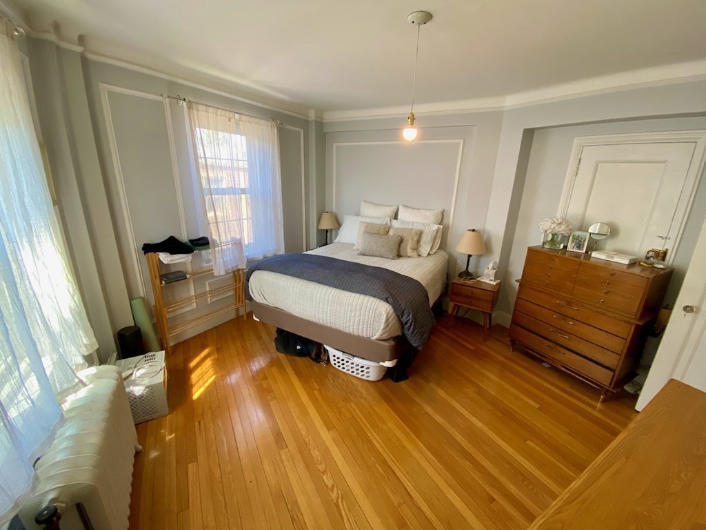 1454 Beacon St, Coolidge Corner