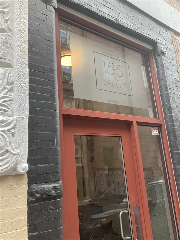 155 Salem St, North End