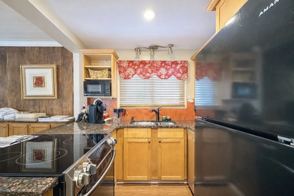 100 Water St, Newburyport