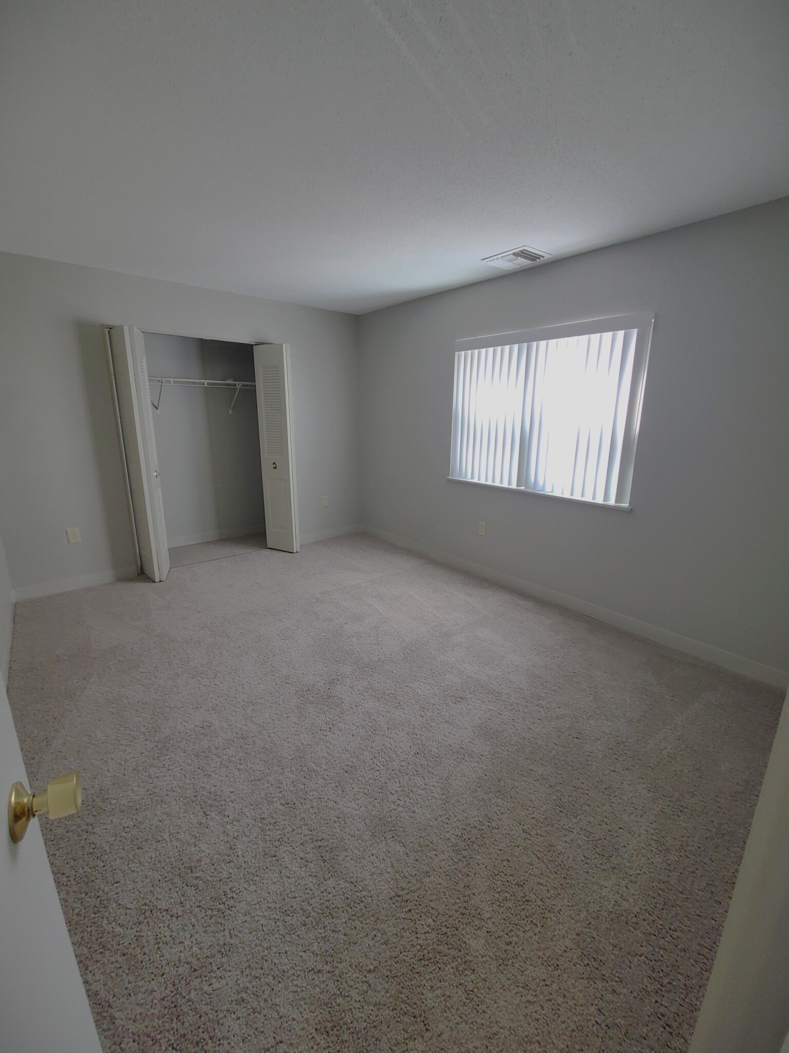 32 South Point Dr, Dorchester